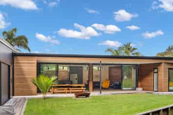 7 Edgewater Place, Matapouri
