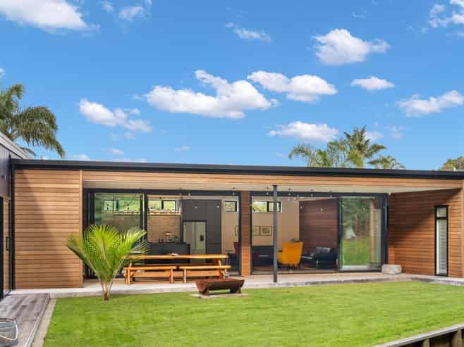 7 Edgewater Place, Matapouri