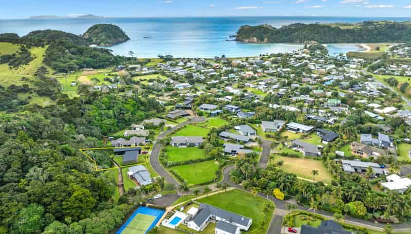 7 Edgewater Place, Matapouri