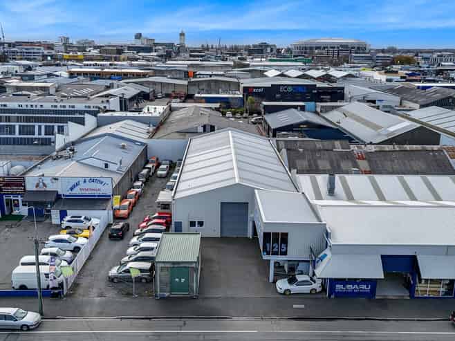 Sydenham’s sweet spot: 627sqm warehouse and office