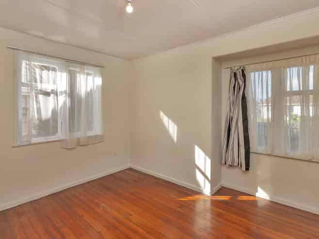 58 First Avenue, Avenues