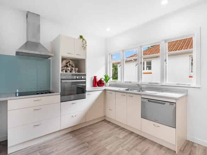 57 Keyte Street, Kensington