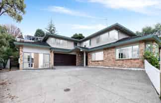 12 Falstone Lane, Browns Bay
