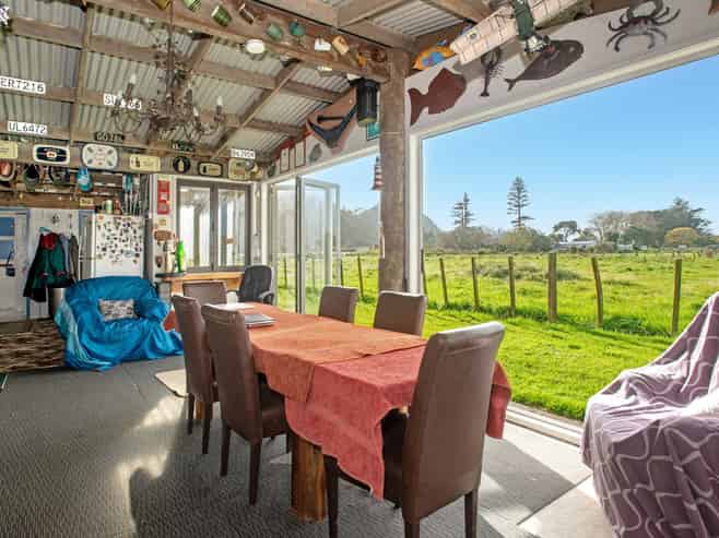 3 Banks Street, Tolaga Bay