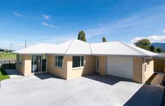 11a McGlashen Street, Motueka