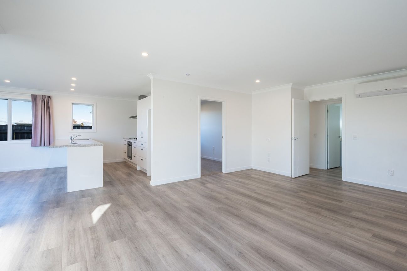 Modern, Private & Sunny - Backing Onto Rugby Park - Widok 4