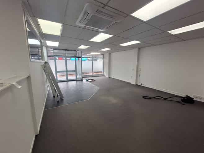 Prime Location - office or retail