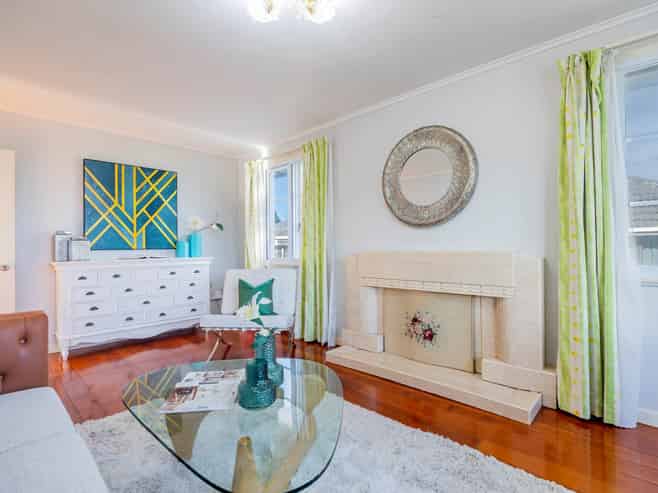 54 Hayr Road, Three Kings