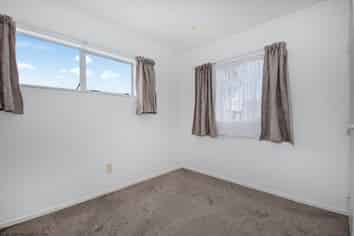 1/6 Bloomfield Place, Onerahi