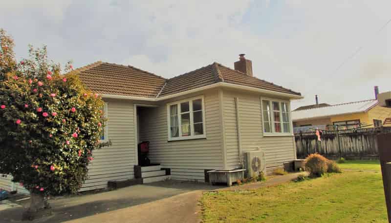 30 Peck Street, Taita