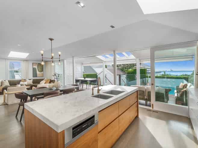 1 Melford Street, Saint Marys Bay