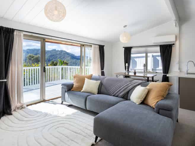 6 Ridge Road, Tairua