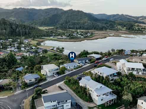 6 Ridge Road, Tairua