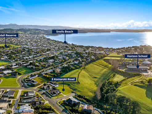 3 Komarohi Road, Snells Beach