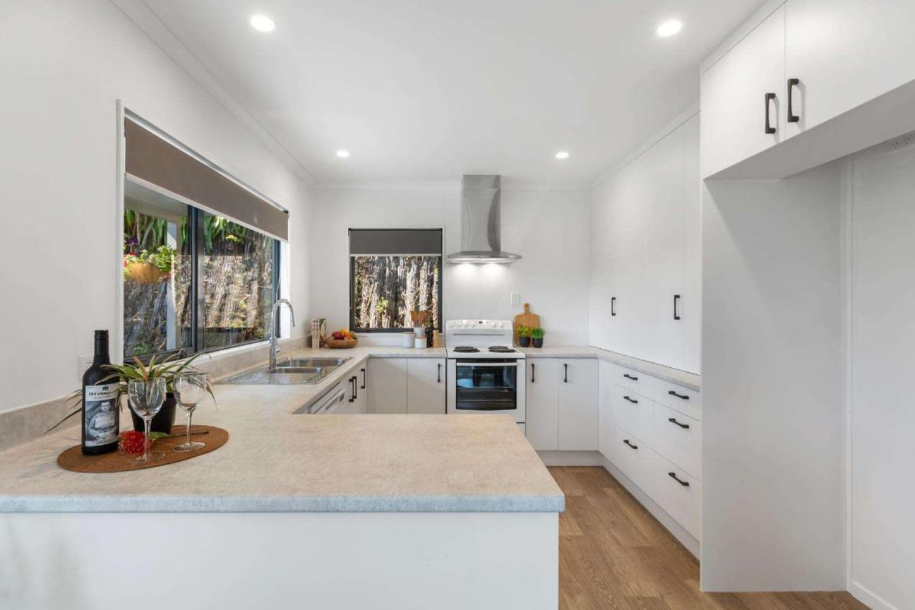 3 bedroom home in Whalers Gate - Widok 2