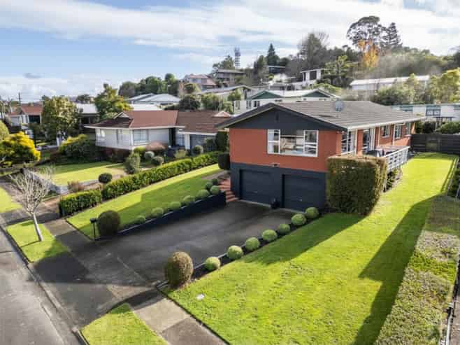 38 Glamis Avenue, Dinsdale