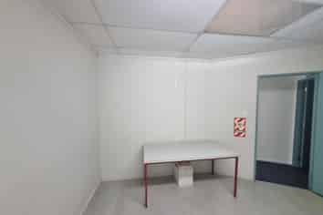 First Floor 166sqm Albany Office + 5 carparks