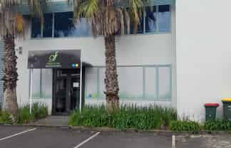 First Floor 166sqm Albany Office + 5 carparks