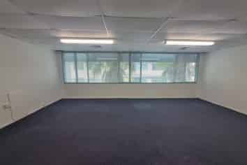 First Floor 166sqm Albany Office + 5 carparks