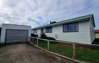 8B Jet Place, Pukehangi