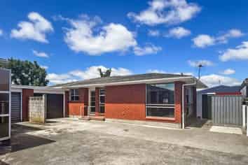 12c Martin Street, Palmerston North Central