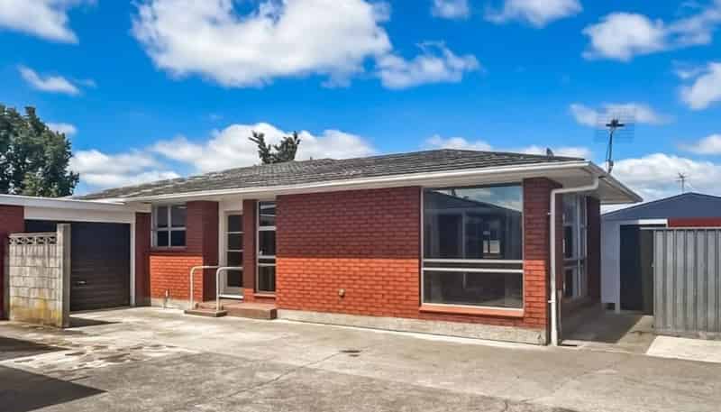 12c Martin Street, Palmerston North Central