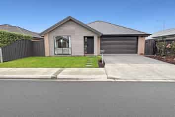 24 Croydon St, Woodend