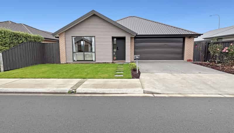 24 Croydon St, Woodend