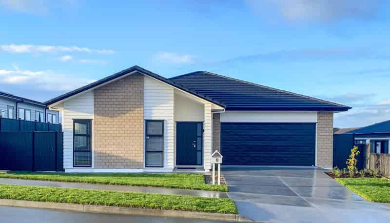8 Fallowdown Street, Milldale