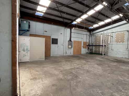 Solid and secure workshop