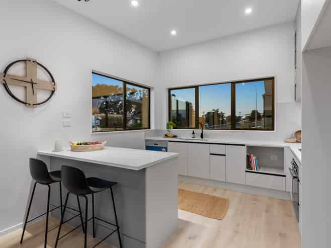 937B Whangaparaoa Road, Whangaparaoa