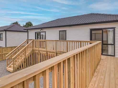 17 Lane Road, Weymouth