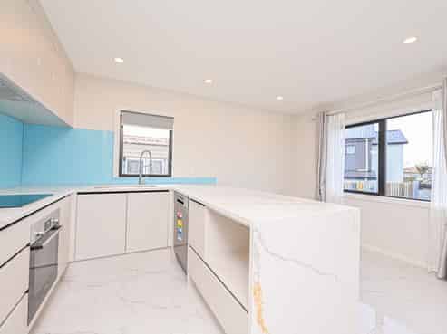 17 Lane Road, Weymouth