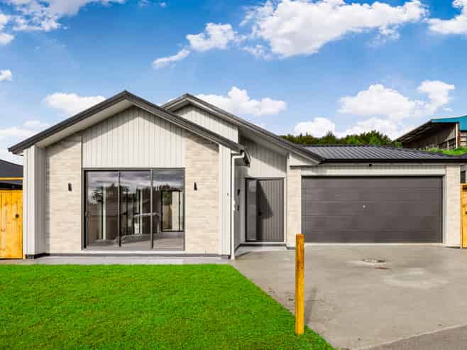 20 Rongoa Maori Way, Pukekohe East