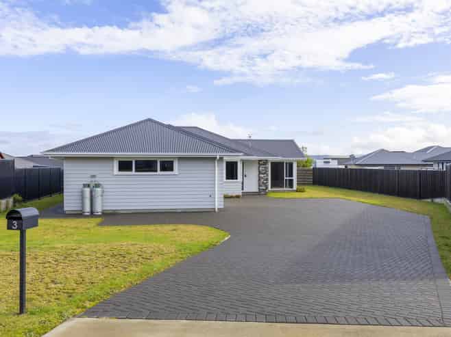 3 Tutu Place, Wharewaka