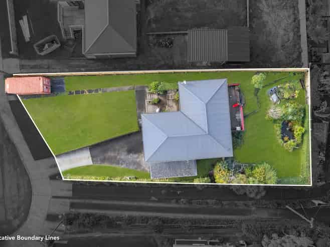 60 Chorley Avenue, Massey