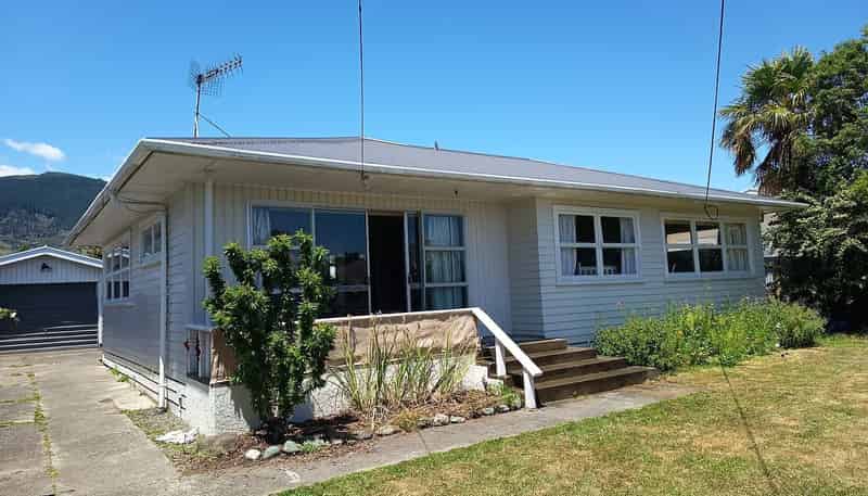 48 Manson Avenue, Stoke