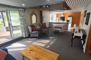 Manawatu / Whanganui - Address withheld