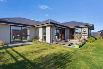 9 Hapua Lane, Pegasus