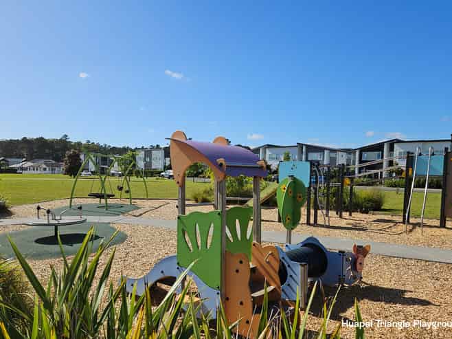  Huapai Triangle, Huapai