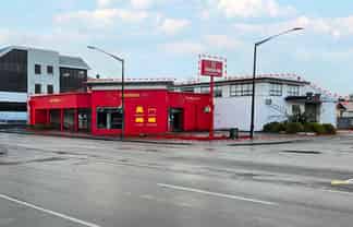 OFFICE, RETAIL & W/HOUSE - CENTRAL HIGH PROFILE