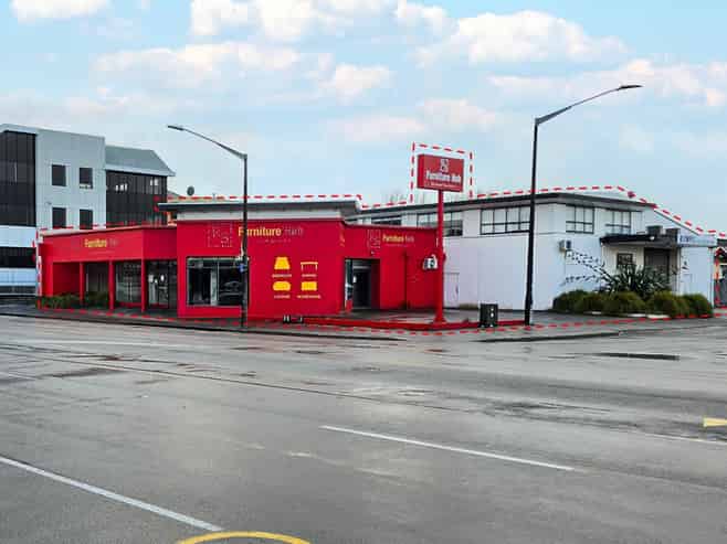 OFFICE, RETAIL & W/HOUSE - CENTRAL HIGH PROFILE