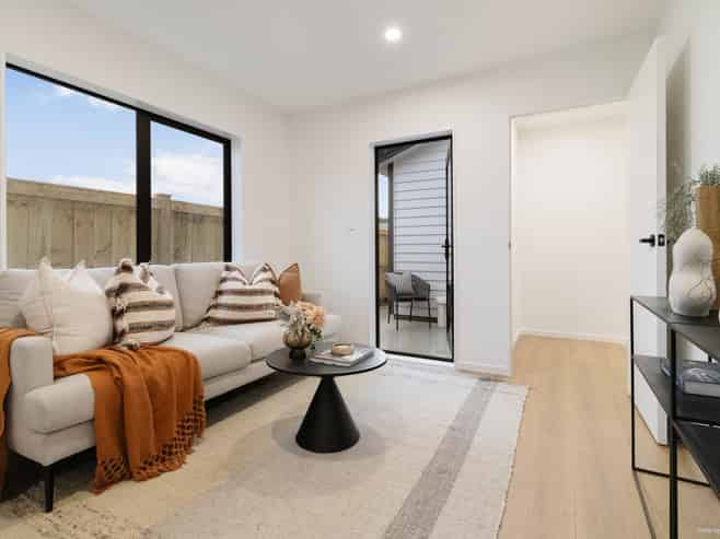 49 Rongoa Maori Way, Pukekohe