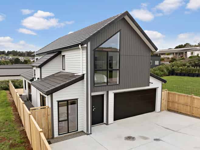 49 Rongoa Maori Way, Pukekohe