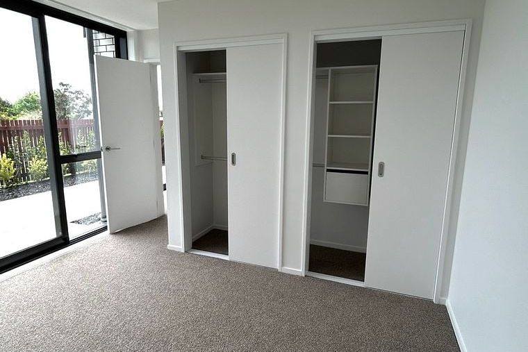 Stunning 2-Bedroom townhouse with Park Views - Вид 5