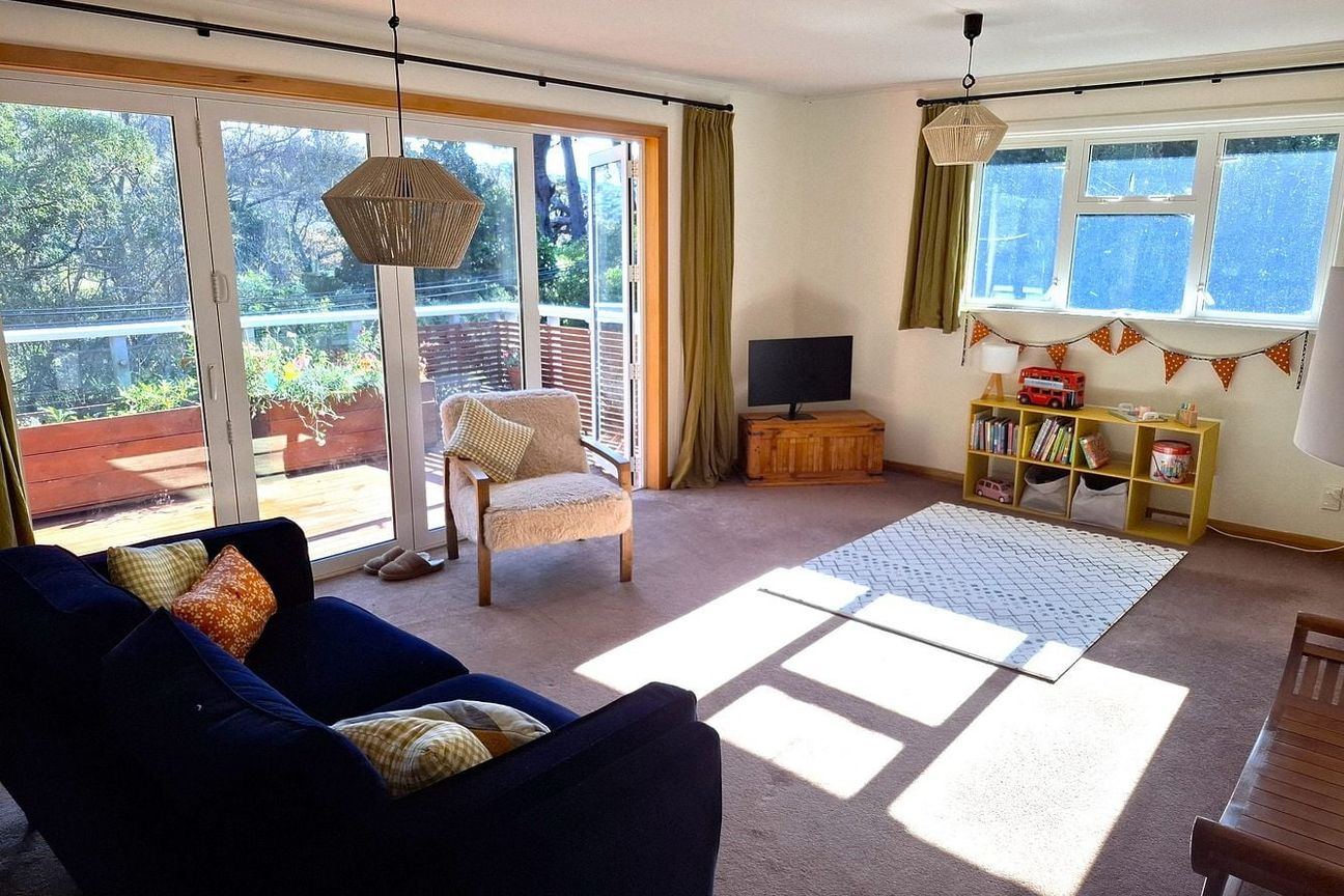 Sunny 3-bed home in Melrose - Widok 2