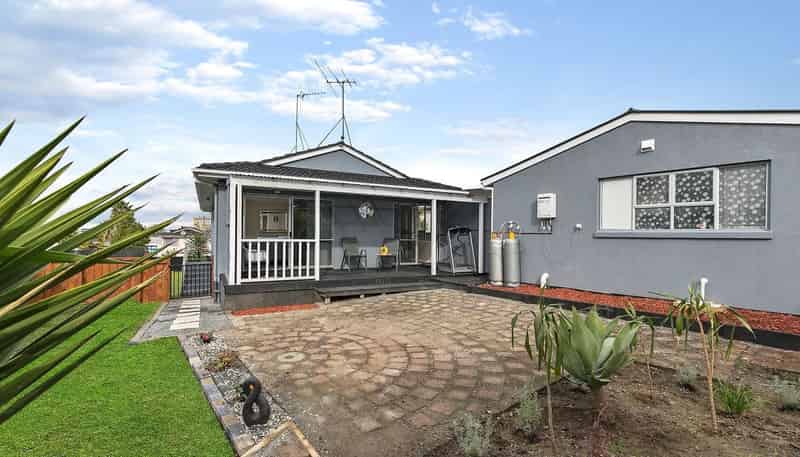 8 Hyperion Drive, Randwick Park