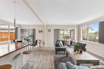 8 Hyperion Drive, Randwick Park