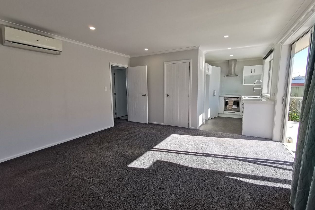 Charming 2BR Unit in Mosgiel! - View 2