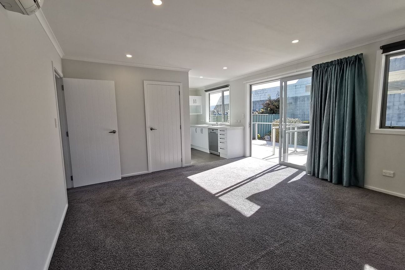 Charming 2BR Unit in Mosgiel! - View 3
